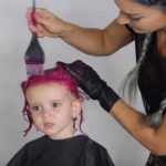 مضرات رنگ کردن موهای کودکان + جایگزینی رنگ مو برای کودکان چیست؟