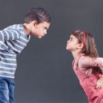 چگونه به کودکان یاد بدهیم از خود دفاع کنند؟