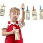 کدام بچه ها تمایل بیشتری به پولدارشدن دارند؟